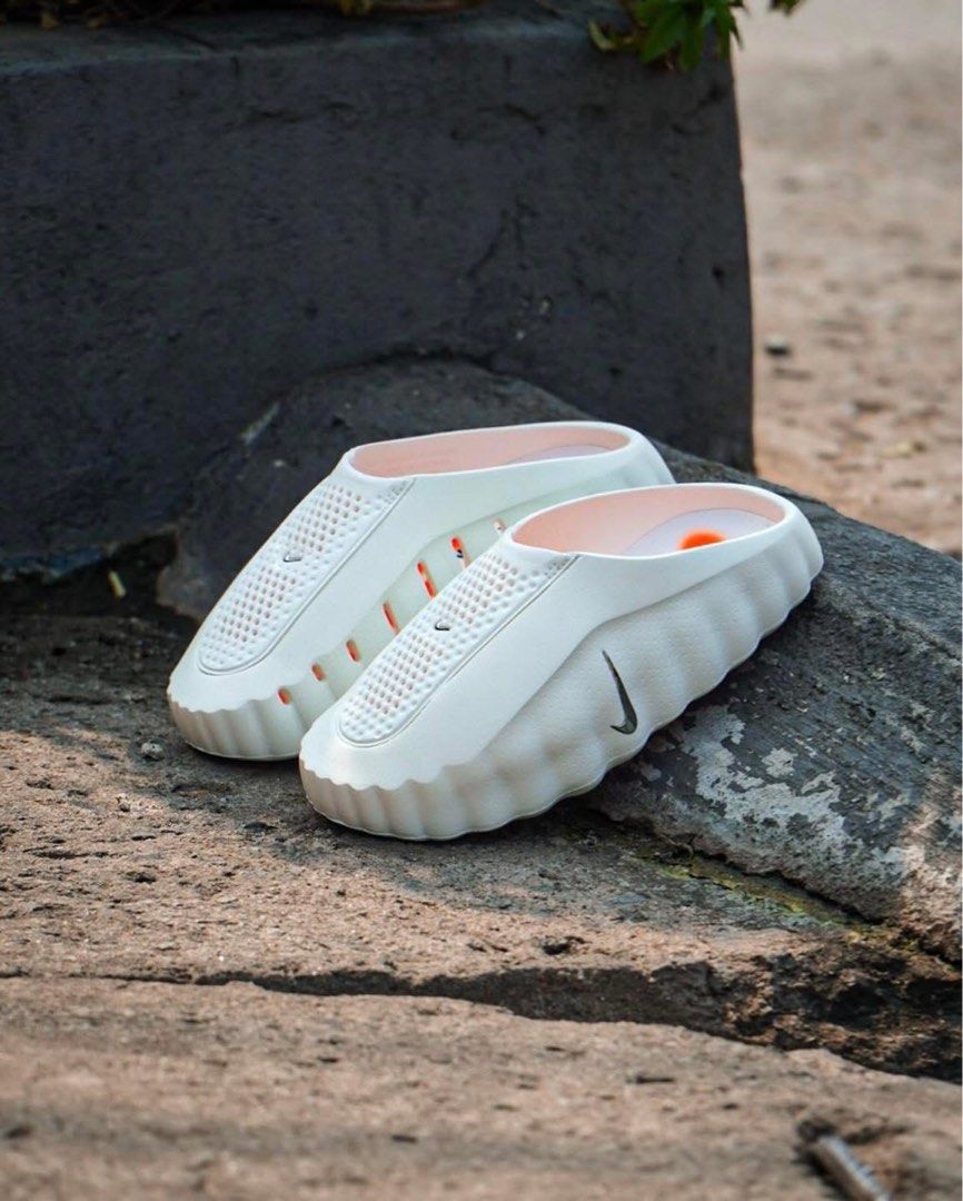 Nike Mind 001 ‘Sail’ (Category: Slippers and slides) located in Manila. Submitted by collectorfinds (Listing ID 1466689506, Image 1). Description: “QUIET IN TONE. BOLD IN PRESENCE.” 🧠🤍 Nike Mind 001 ‘Sail’ Women’s US Size 6 For Only ✅ ₱ 9,895 📩 PM us to purchase 📍2nd Floor, 317 Fernando Poe Jr Ave . Quezon City. Right above Yamaha near LRT 1 - Roosevelt Station. 📈 Prices subject to change without notice.