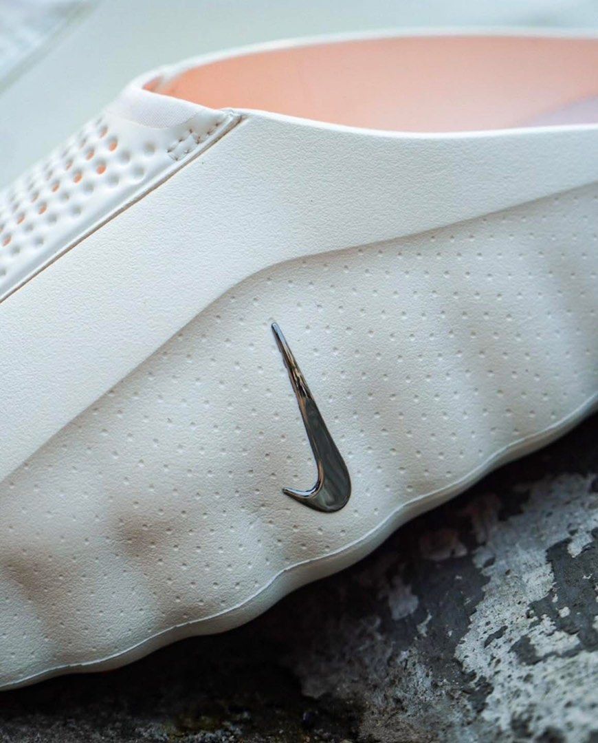 Nike Mind 001 ‘Sail’ (Category: Slippers and slides) located in Manila. Submitted by collectorfinds (Listing ID 1466689506, Image 3). Description: “QUIET IN TONE. BOLD IN PRESENCE.” 🧠🤍 Nike Mind 001 ‘Sail’ Women’s US Size 6 For Only ✅ ₱ 9,895 📩 PM us to purchase 📍2nd Floor, 317 Fernando Poe Jr Ave . Quezon City. Right above Yamaha near LRT 1 - Roosevelt Station. 📈 Prices subject to change without notice.