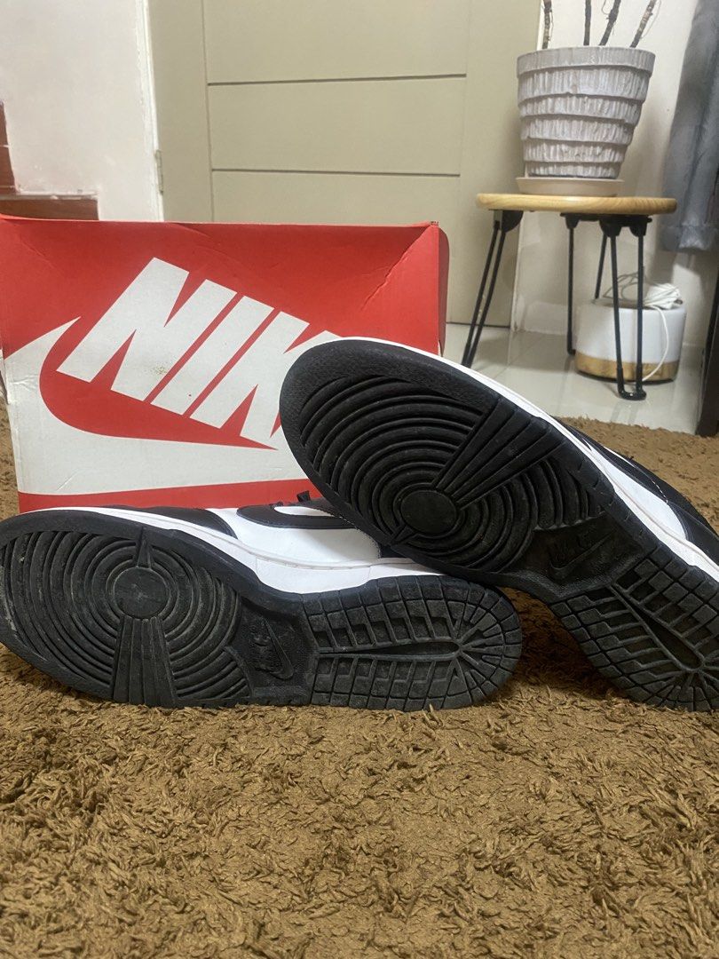 Nike Sb PANDA Sz10 (Category: Sneakers) located in Cavite. Submitted by kleycollectibles (Listing ID 1466683995, Image 3). Description: Nike SB panda Size 10 Like new Used twice rfs: pambili mags hehe non nego napo🙏 bought from titan, trece loc.