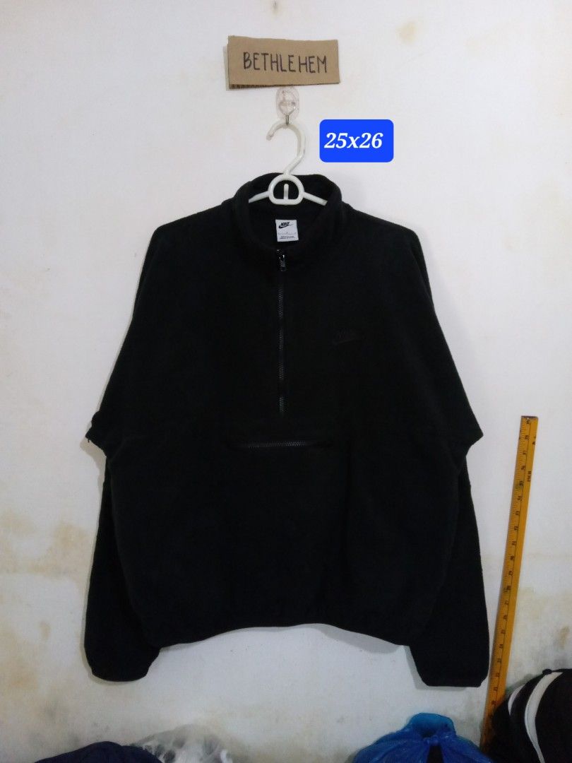 Nike sherpa halfzip jacket (Category: Coats, Jackets and Outerwear) located in Akbar. Submitted by bethlehema07352 (Listing ID 1466677734, Image 1). Description: .