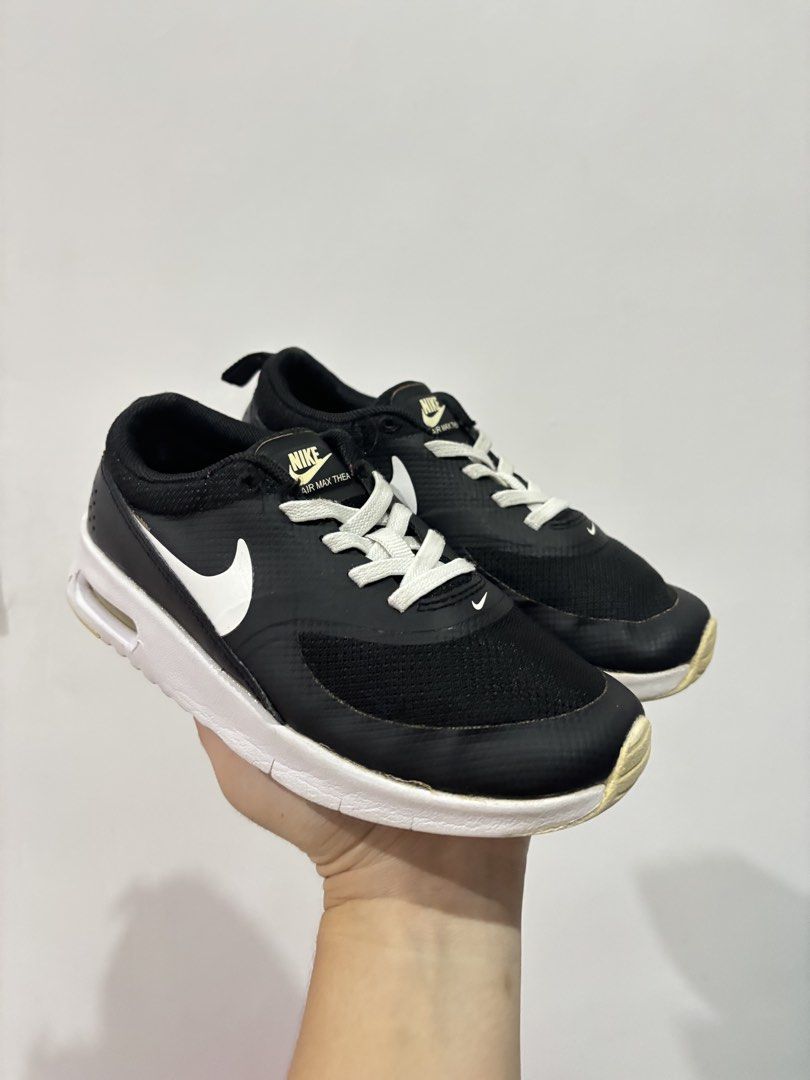 Nike shoes (18cm) (Category: Babies & Kids Fashion) located in Imus. Submitted by littlebooythriftstore (Listing ID 1460184553, Image 1). Description: Bacoor Hindi siya expired sole ganyan takaga color sa unahan :).