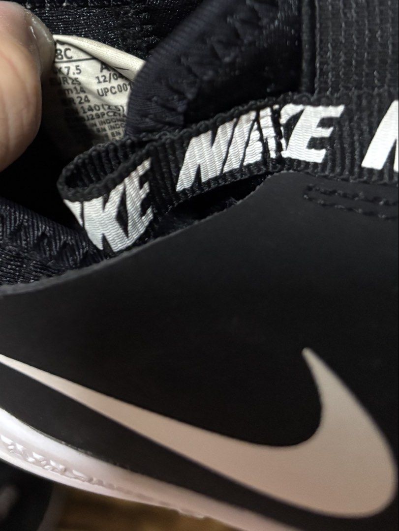 Nike slip on (14cm) (Category: Babies & Kids Fashion) located in Imus. Submitted by littlebooythriftstore (Listing ID 1466752591, Image 2). Description: Bacoor.
