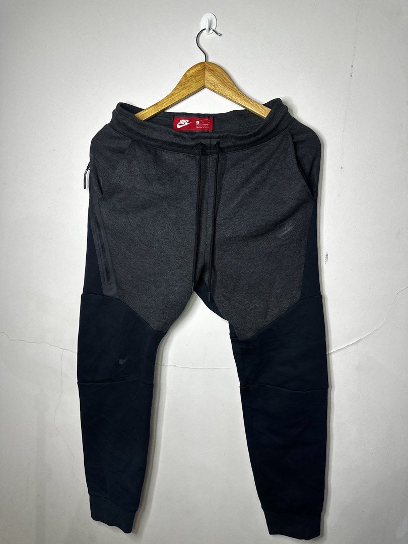 NIKE TECHFLEECE (Category: Joggers) located in Molave. Submitted by thriftmate13 (Listing ID 1466588088, Image 1). Description: .