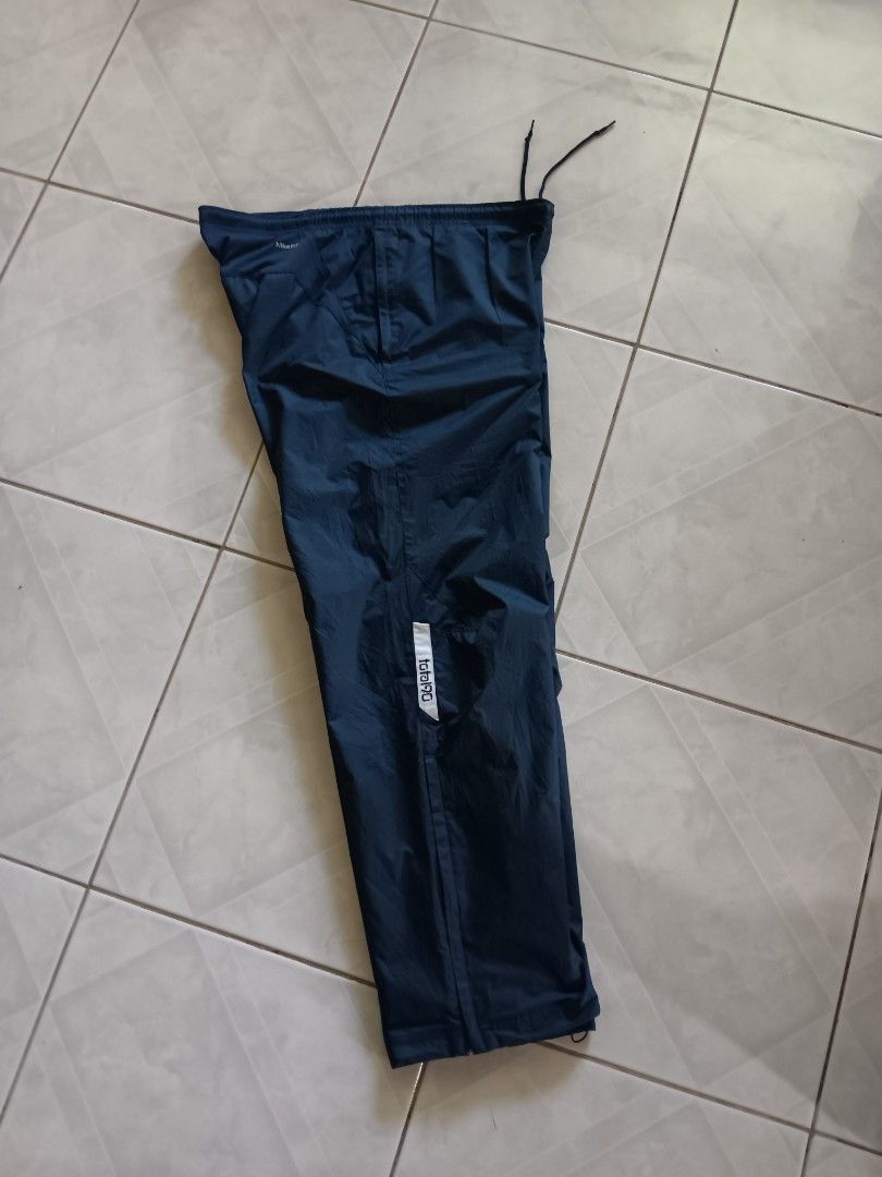 Nike Total 90 Storm Fit Pants (Category: Joggers) located in Manila. Submitted by kingg6929 (Listing ID 1466607883, Image 2). Description: Nike Total 90 Track Pants L-41 W-19 Leg Opening-9.