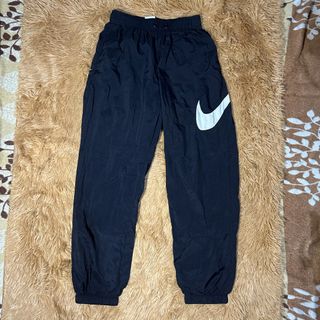 (Category: ) located in . Submitted by albrtthriftpicks (Listing ID 1466750815, Image 1). Description: .