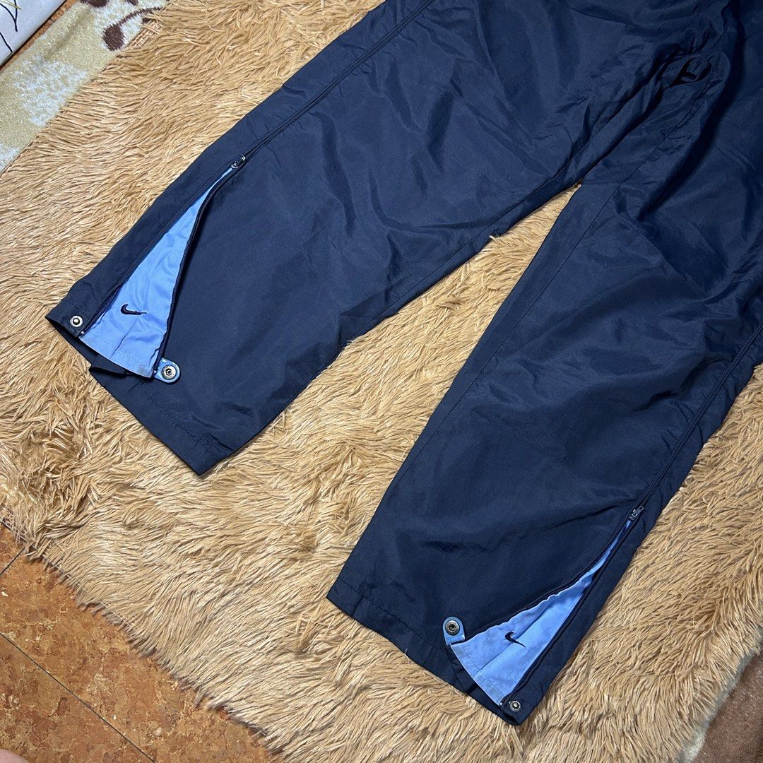 Nike Track Pants Navy Blue (Category: Joggers) located in Manila. Submitted by albrtthriftpicks (Listing ID 1466751085, Image 3). Description: 📍Nike Track Pants Navy Blue waist fit to size 28-31 Length is 38 9/10 condition need wash 850+sf.