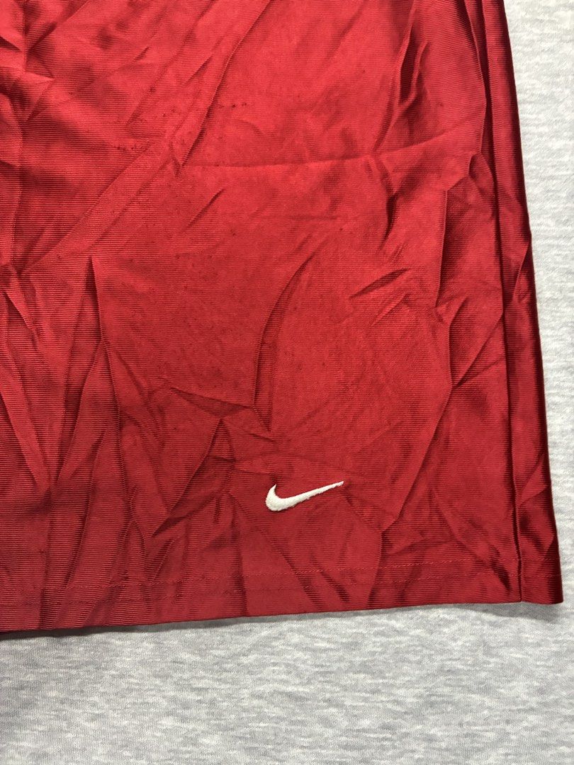 nike vintage (Category: Shorts) located in Binangonan. Submitted by ivarbibiano (Listing ID 1466676851, Image 3). Description: .