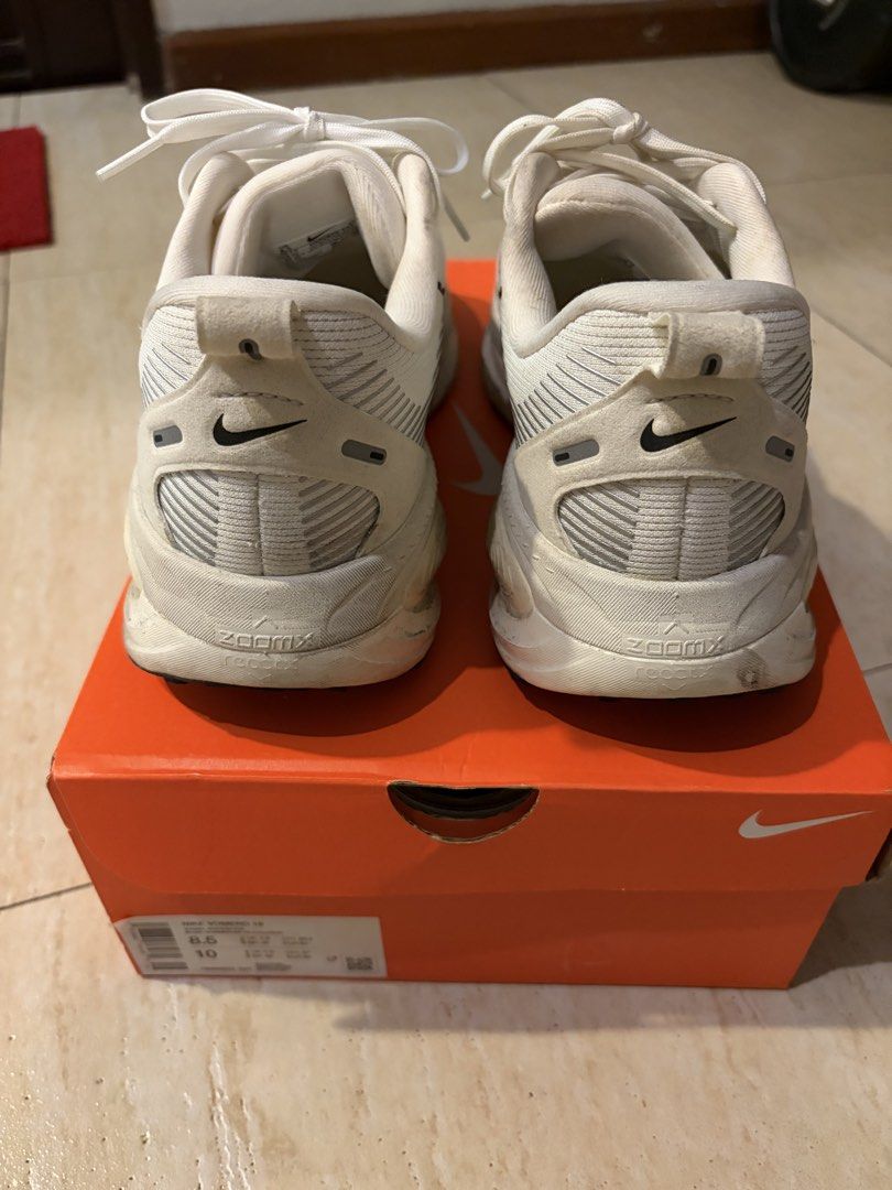 Nike Vomero 8.5 (Category: Sneakers) located in Pasig City. Submitted by kalakalankalakalan (Listing ID 1466715559, Image 3). Description: Nike Vomero 8.5 First Owner. Purchased at Nike store locally. Like new. Only used a few times indoor gym. ₱3000 fixed Grab Lalamove c/o buyer.