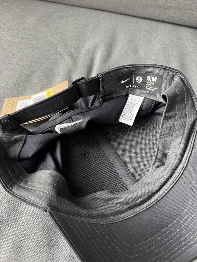 Nike x Alex Eala Dri-FIT Cap (Category: Activewear) located in Manila. Submitted by d_clutter_ (Listing ID 1466646730, Image 3). Description: Unisex :).