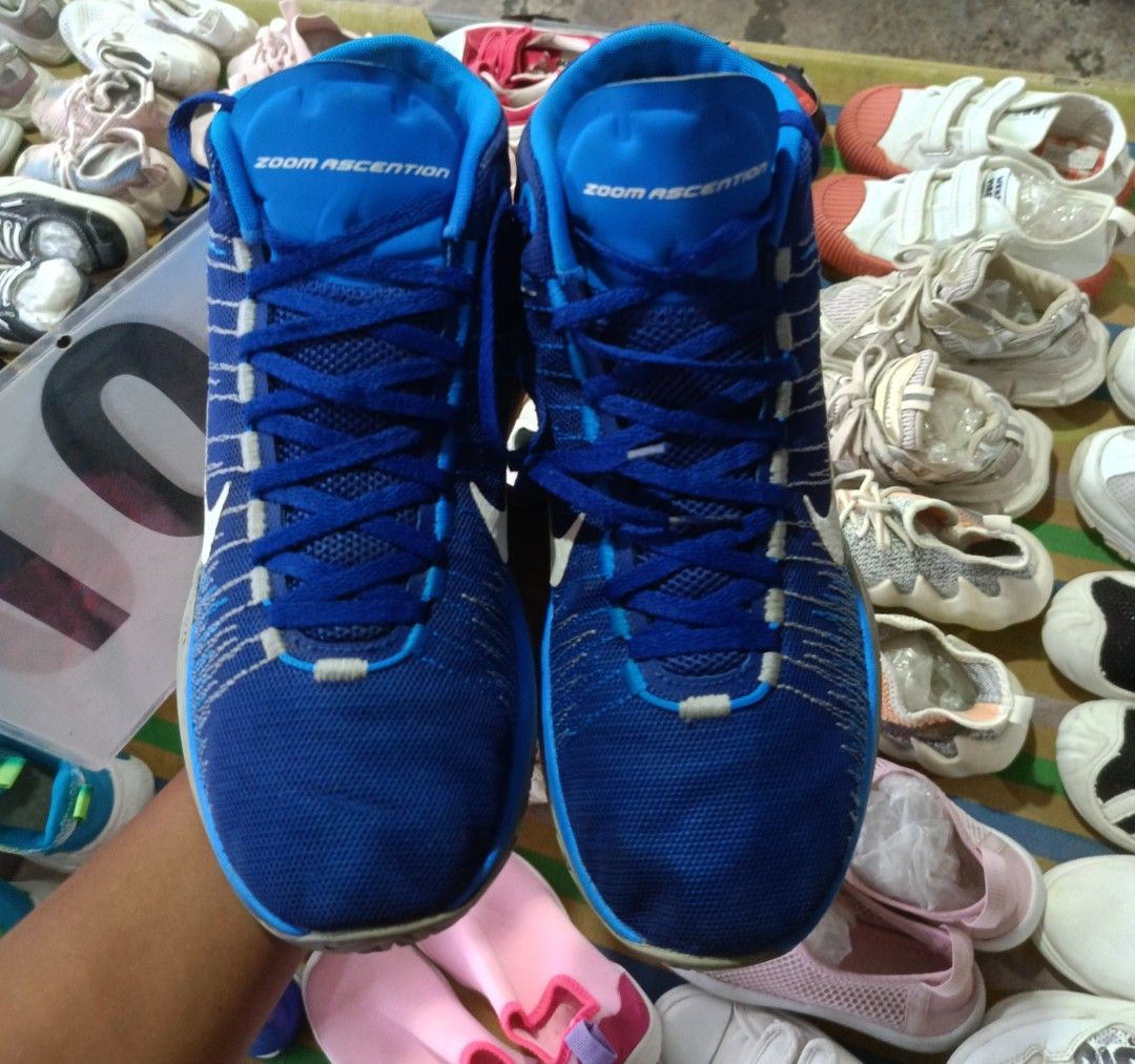 NIKE ZOOM ASCENTION (Category: Sneakers) located in Bayugan. Submitted by retroshoesphilippines (Listing ID 1466702999, Image 3). Description: .