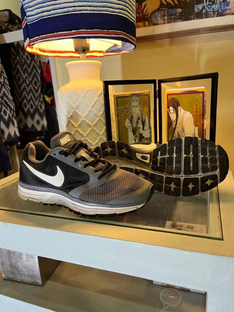 Nike Zoom Homero 8 (Category: Sneakers) located in Quezon City. Submitted by michypeachyy1 (Listing ID 1466602001, Image 1). Description: 500 plus shipment last pic issue size 6us on tag.