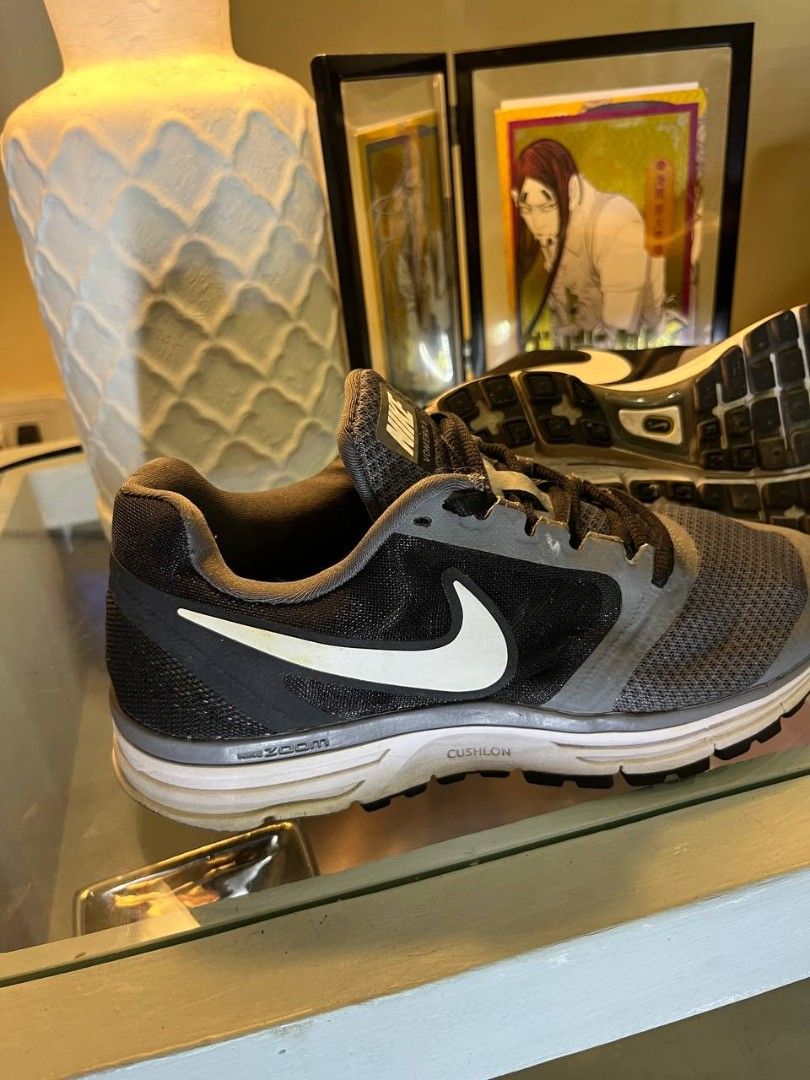 Nike Zoom Homero 8 (Category: Sneakers) located in Quezon City. Submitted by michypeachyy1 (Listing ID 1466602001, Image 3). Description: 500 plus shipment last pic issue size 6us on tag.