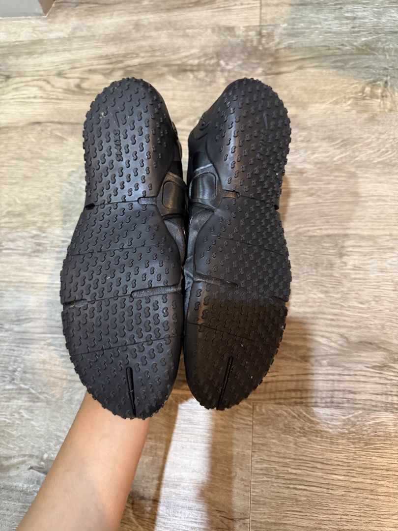 NikeSKIMS RIFT SATIN | BLACK (Category: Sneakers) located in Quezon City. Submitted by jrlcloset (Listing ID 1466593438, Image 3). Description: Negotiable Size: US 7 (true to size) you can wear it with socks but medyo masikip na Used 5 times Comes with dust bag RFS: bought a new color way Ordered it directly from Skims website.