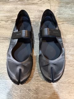 (Category: ) located in . Submitted by jrlcloset (Listing ID 1466593438, Image 1). Description: .