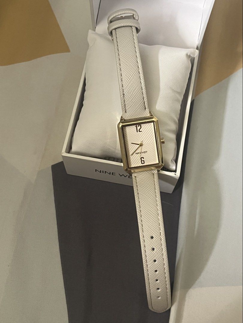 Nine West (Category: Women's Watches) located in Subic. Submitted by -prelovedfinds (Listing ID 1466574385, Image 2). Description: .