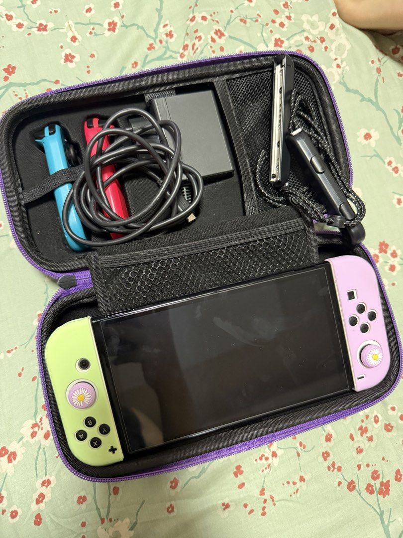 Nintendo Switch OLED (Category: Nintendo) located in Pasig City. Submitted by akosizian (Listing ID 1466584969, Image 1). Description: 3-4x used only because of busy work sched and playing PS5 1 game included (super mario) Not jail break No swap What you see is what you get Meetup: Pasig Taguig Cainta Taytay.