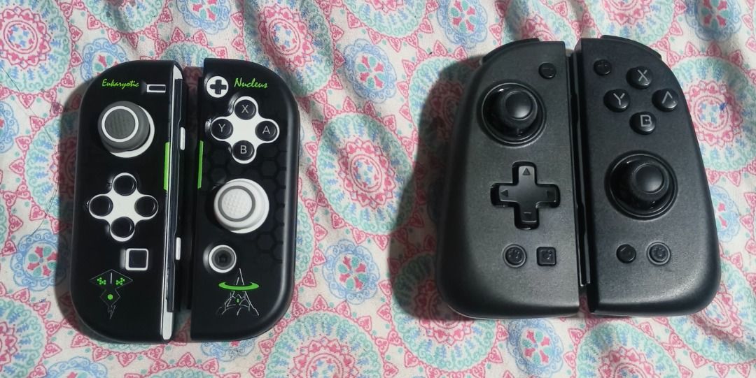 Nintendo Switch OLED Model Bundle with Games and Accessories (Category: Nintendo) located in Caloocan City. Submitted by gabskyeopta (Listing ID 1466773911, Image 2). Description: Take everything as a complete setup, or buy individual items listed below: 💰 PRICING & BUNDLE OPTIONS: • 📦 OPTION 1: Switch OLED Boxed Package — ₱12,499 • Nintendo Switch OLED Console (Vibrant screen, no burn-in) • Original Box • Upgraded 256GB MicroSD Card • Complete