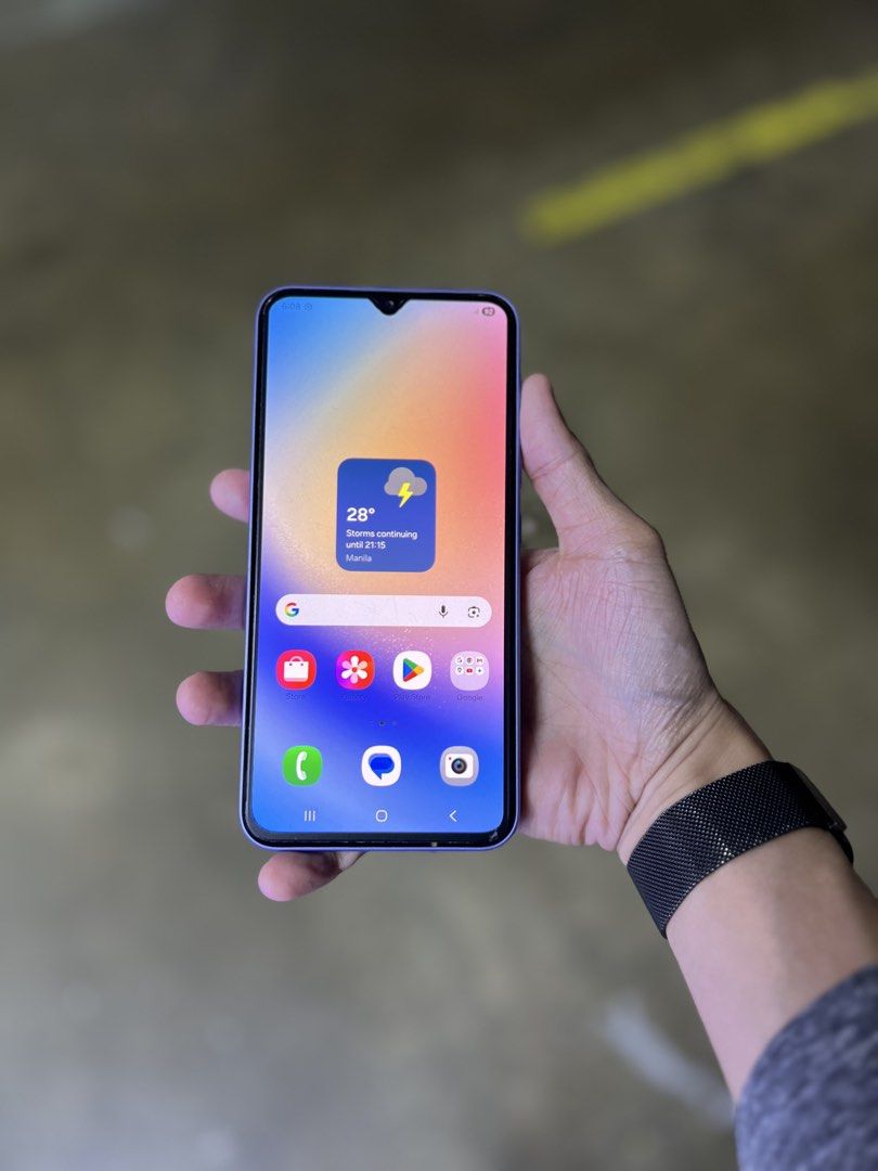 [NOT AVAILABLE] Samsung Galaxy A34 5G 128GB (Category: Other Gadgets) located in Mandaluyong City. Submitted by justonlyreyn (Listing ID 1466667353, Image 3). Description: ⚠️ Strictly no photo grabbing❗️ ✅ Actual pictures are all posted ✨ Price: P6,590.00 Samsung Galaxy A34 5G 128GB ROM 16GB (8GB + 8GB) Expandable RAM No SIM Restrictions (Open to any SIM) 5G-Ready Network Refresh Rate: 60Hz & 120Hz Smoothness (Physical Grade): 99% No Hidden Issue