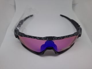 (Category: ) located in . Submitted by sunnies-me (Listing ID 1466613662, Image 1). Description: .