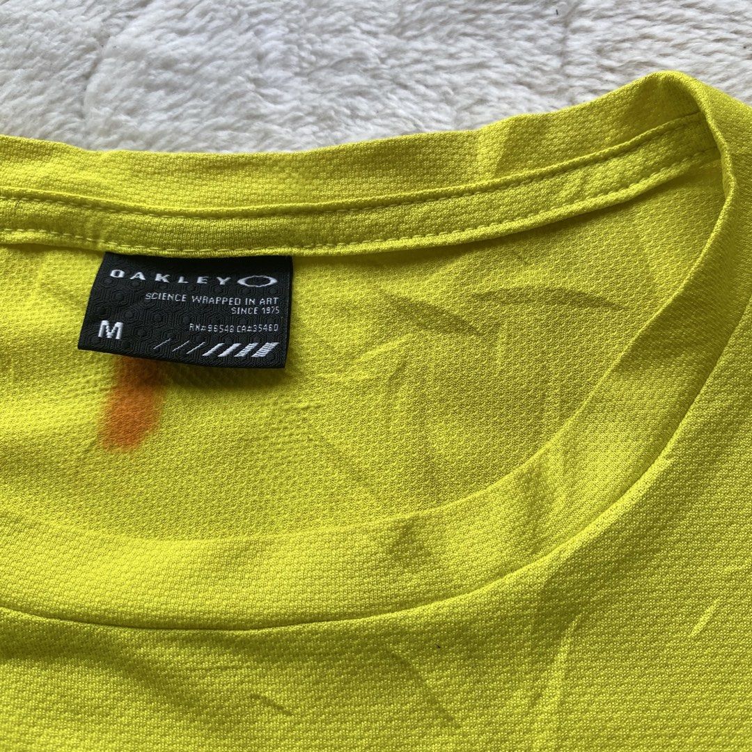 Oakley Lemon Green Training Shirt (Category: Activewear) located in Davao. Submitted by bangers01 (Listing ID 1466770170, Image 2). Description: .