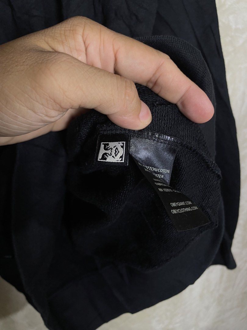 Obey (Category: Coats, Jackets and Outerwear) located in Molave. Submitted by ikong_thrift07 (Listing ID 1466574043, Image 3). Description: .