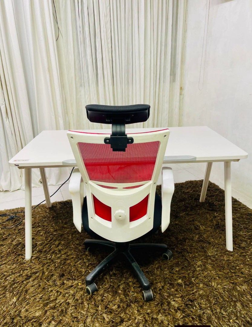 Office Desk (Category: Tables & Sets) located in Meycauayan. Submitted by marygracecasimiro (Listing ID 1466626418, Image 2). Description: From South Korea A Fursys Enable Duct-Type Office Desk in white, featuring an integrated cable management tray and angled metal legs with Ergonomic chair Get this for only 8.5k🩷.