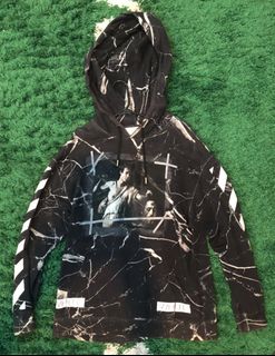 (Category: ) located in . Submitted by hypebeastgentlemen (Listing ID 1466611395, Image 1). Description: .