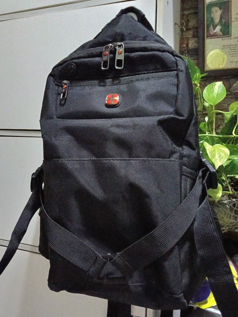 OG Swiss Gear Backpack (Category: Backpacks) located in Manila. Submitted by trendyie100 (Listing ID 1466591913, Image 1). Description: Selling as is, orig bag with signs of usage and flaws, still presentable and ready to use if di maarte, what you see is what you get. • Height: 47 cm • Width: 40cm •Payment 1st policy •No return, no exchange, no refund.