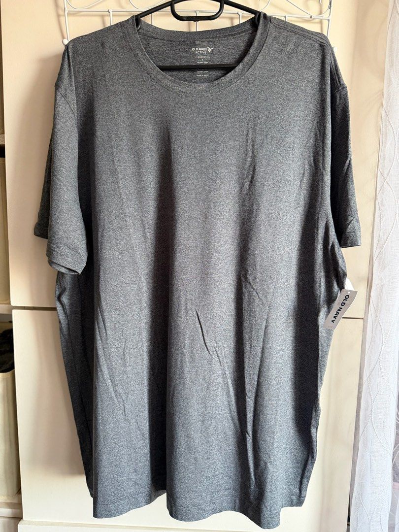 Old Navy Active CloudMotion Go-Dry Cool T-Shirt (Category: Shirts) located in Quezon City. Submitted by bubspreloved (Listing ID 1466718467, Image 2). Description: - Brand: Old Navy Active - Condition: Brand new with original tag attached (never worn) - Size: Large - Color: Grey Heather - Technology: CloudMotion fabric with Go-Dry Cool for moisture-wicking and comfort - Design: Short sleeves, crew neck - Best for: Gym workouts, running, or casual