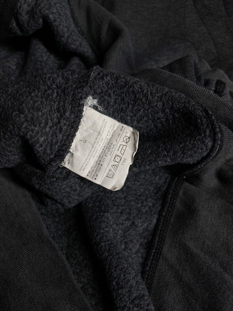 Old Navy Full Zip Gray Hoodie (Category: Coats, Jackets and Outerwear) located in General Trias. Submitted by kevinthriftshop (Listing ID 1466685491, Image 3). Description: .