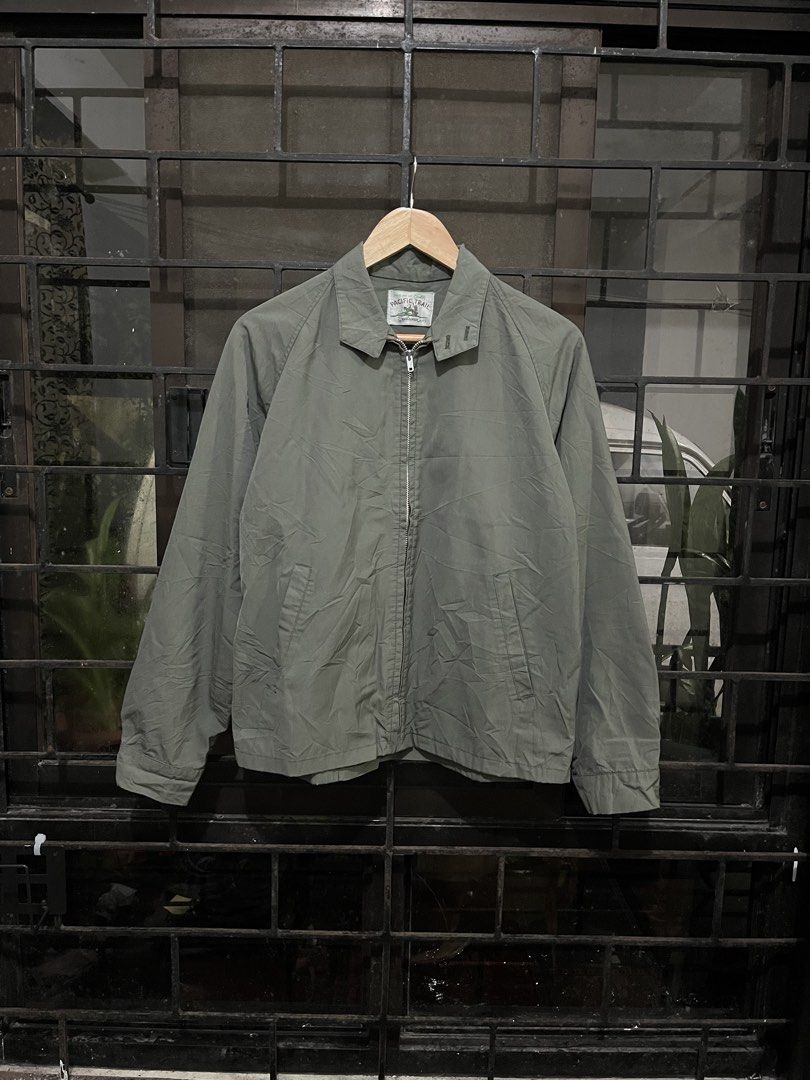 Old Pacific Trail Sportwear (Category: Coats, Jackets and Outerwear) located in Baguio. Submitted by whatthestore (Listing ID 1466692975, Image 1). Description: 23x25.