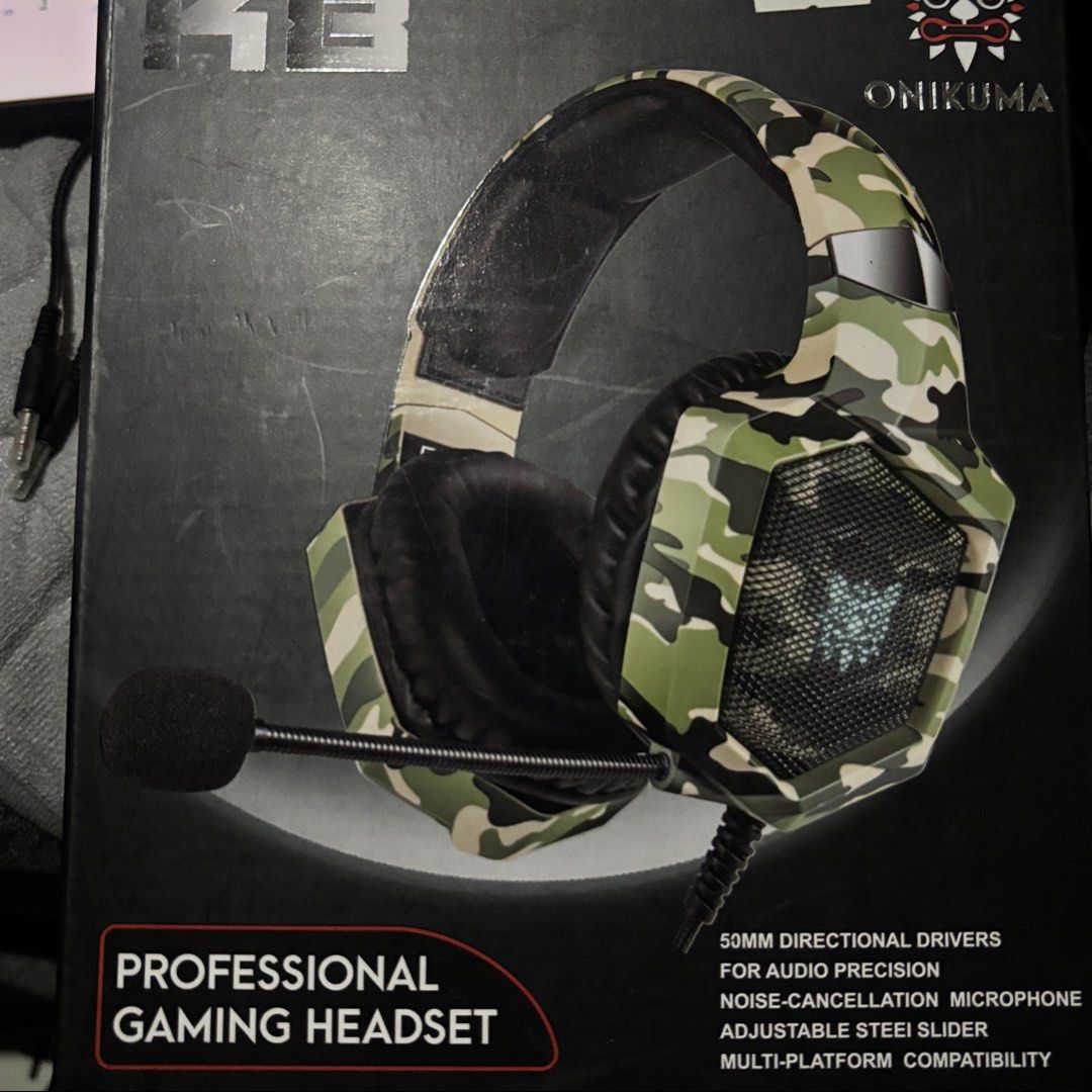 Onikuma K8 Camouflage Wired Gaming Headset (Category: Headphones & Headsets) located in Marikina City. Submitted by shopnimaine (Listing ID 1466748641, Image 1). Description: Stuck Headset and never been used, only display and tested kaya working 100% tried on my laptop and nintendo switch, offer any amount not below the price na nakaindicate - Model: Onikuma K8 Wired Gaming Headset - Color/Design: Green Camo - Condition: Fully functional, comes 