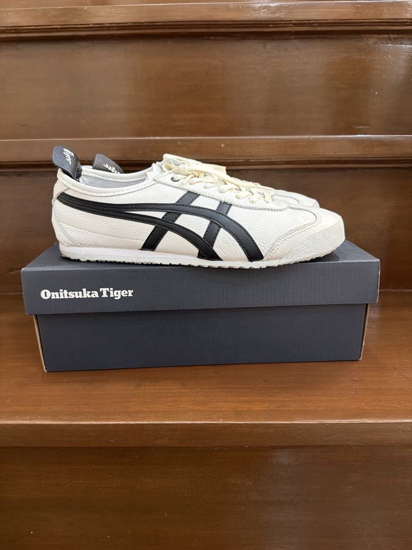 Onitsuka Tiger Mexico 66 White Black (Category: Sneakers) located in San Juan City. Submitted by hazeldee (Listing ID 1466713890, Image 3). Description: - Brand/Model: Onitsuka Tiger Mexico 66 - Colorway: White leather with black stripes - Details: Features stylish cream laces and low-profile design - Inclusions: Comes with original box - Condition: Classic, timeless everyday kicks, ready to wear 100% Authentic Barely used Excellent condition Col