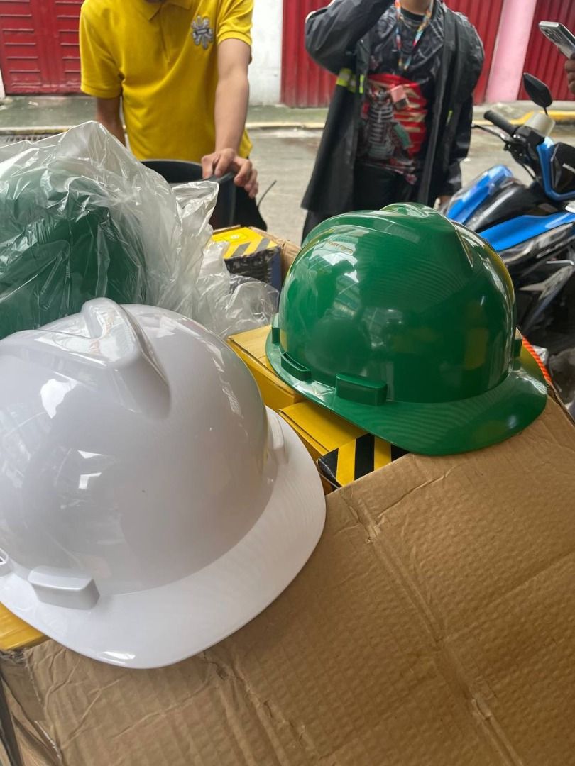 Ordinary Hard Hat Specs: Green (Category: Everything Else Others) located in Manila. Submitted by 09171479278_elsie. (Listing ID 1466573674, Image 1). Description: Ordinary Hard Hat Specs: Green.