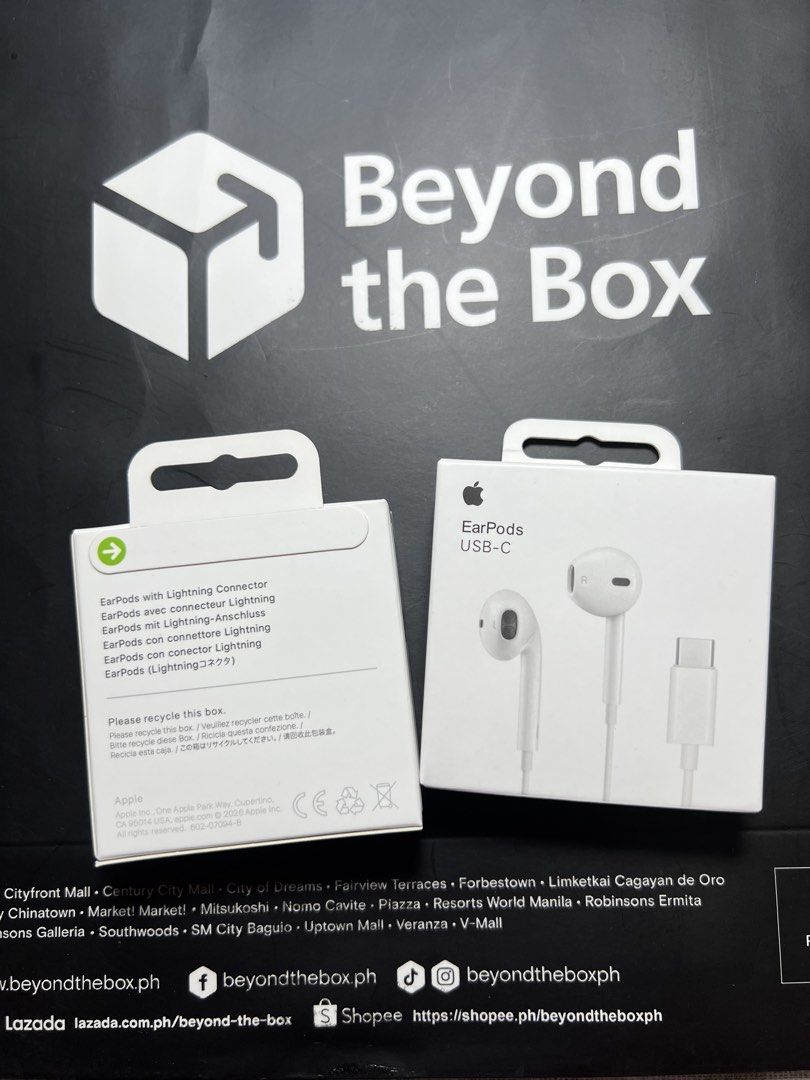 Original iPhone Earphones – Type-C & Lightning (Category: Headphones & Headsets) located in Manila. Submitted by jmph_ (Listing ID 1466743377, Image 2). Description: Original iPhone Earphones – Type-C & Lightning ✔️ Original iPhone Earphones ✔️ Type-C & Lightning versions available ✔️ Clear and balanced sound ✔️ Built-in microphone for calls ✔️ Plug & Play — no setup required ✔️ Comfortable for everyday use ✔️ Perfect for music, calls, videos, an