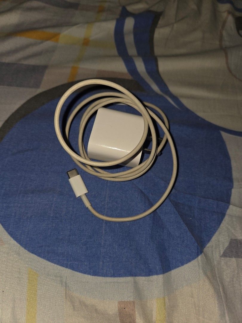 original lightning charger (adaptor and cable both orig) (Category: Other Gadgets) located in Manila. Submitted by nielsenasu46533 (Listing ID 1466574056, Image 1). Description: -bought in the loop by powermac (dont have the box and receipt because it's been 2 yrs since) orig price 2.1k for adaptor and separate price for the cable. - for my iphone 13 promax -rfs: switched to android -FREE used earphone with lightning cable.