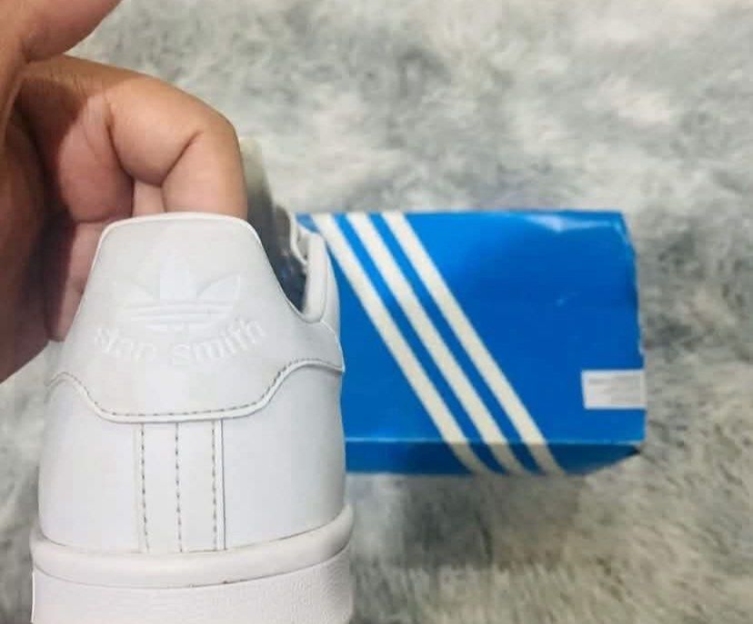 Original Stan Smith shoes (Category: Casual Shoes) located in Manila. Submitted by items_by_sab (Listing ID 1466719745, Image 3). Description: Adidas Originals Stan Smith shoes (FX5500). Colorway: Footwear White Product Code: FX5500 Made in: INDIA 🇮🇳 EAN PO#: 132556241 Great condition. With original box. 📍 Meet up around Manila or I will deliver it to your doorstep check mo muna bago bayaran Just let me know if you’re interested. Thanks!.