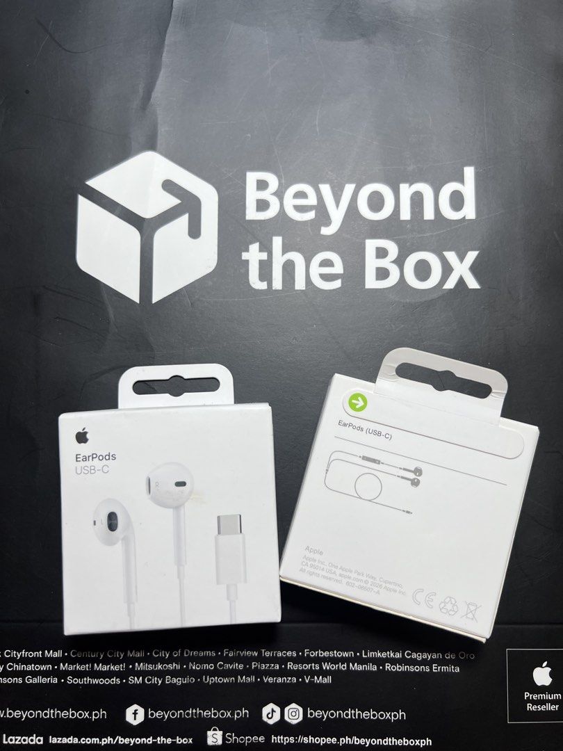 Original iphone Type-C Earphones – Sealed (Category: Headphones & Headsets) located in Manila. Submitted by jmph_ (Listing ID 1466765071, Image 2). Description: Original Type-C Earphones – Sealed ✔️ Original Type-C Earphones ✔️ Brand New & Sealed ✔️ Comfortable fit for everyday use ✔️ Clear and balanced sound ✔️ Plug & Play ✔️ Compatible with iPhone 16, 17, 18 and other Type-C devices ✔️ Perfect for music, calls, videos, and daily use 📦 Sealed I