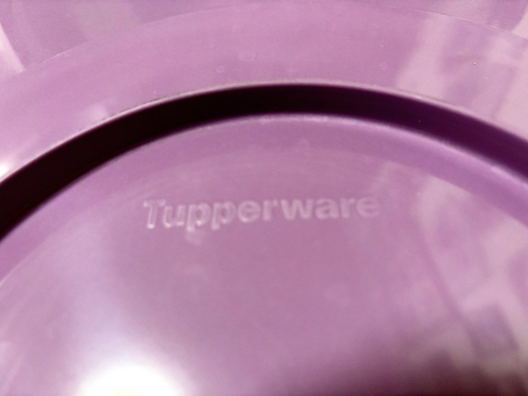 Original Vintage Gestures Tupperware (Category: Dinnerware & Cutlery) located in Marikina City. Submitted by thrifty_trinkets_by_anais (Listing ID 1466770443, Image 2). Description: 🌸 Selling own preloved/brand new items for less - EVERYTHING is negotiable as long as REASONABLE in price 🤗 🙏🏻 Please also check my account for more marked down items 🫶 📍Marikina near S&R/Uniqlo 💳 Maribank/Maya/Gcash 🏍️ Grab/Lalamove/J&T (by schedule) 🗓️ Offe