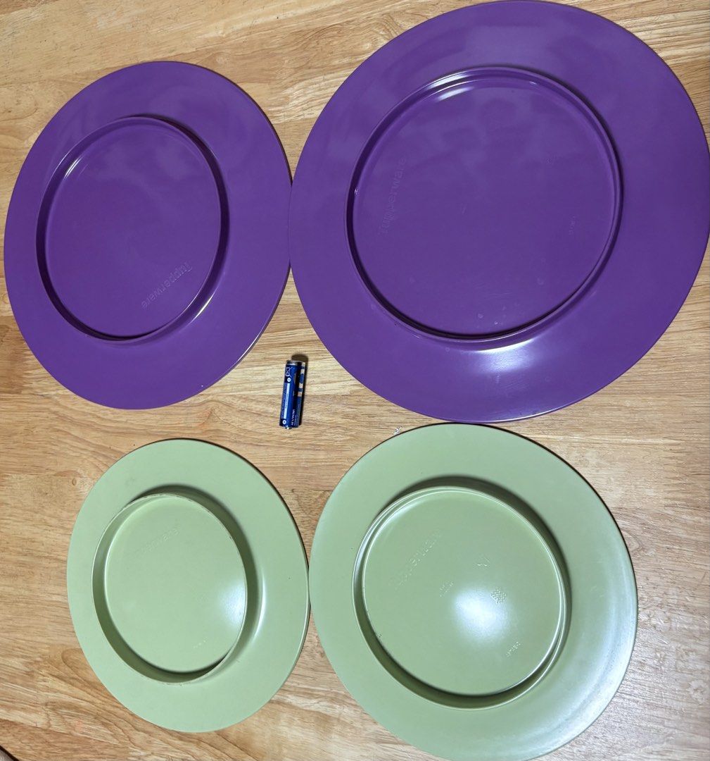 Original Vintage Gestures Tupperware (Category: Dinnerware & Cutlery) located in Marikina City. Submitted by thrifty_trinkets_by_anais (Listing ID 1466770443, Image 3). Description: 🌸 Selling own preloved/brand new items for less - EVERYTHING is negotiable as long as REASONABLE in price 🤗 🙏🏻 Please also check my account for more marked down items 🫶 📍Marikina near S&R/Uniqlo 💳 Maribank/Maya/Gcash 🏍️ Grab/Lalamove/J&T (by schedule) 🗓️ Offe