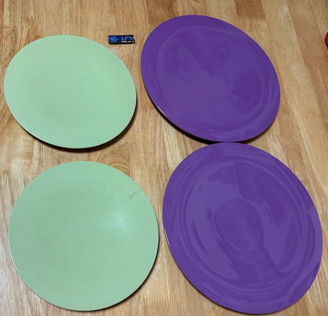 Original Vintage Gestures Tupperware (Category: Dinnerware & Cutlery) located in Marikina City. Submitted by thrifty_trinkets_by_anais (Listing ID 1466770443, Image 1). Description: 🌸 Selling own preloved/brand new items for less - EVERYTHING is negotiable as long as REASONABLE in price 🤗 🙏🏻 Please also check my account for more marked down items 🫶 📍Marikina near S&R/Uniqlo 💳 Maribank/Maya/Gcash 🏍️ Grab/Lalamove/J&T (by schedule) 🗓️ Offe