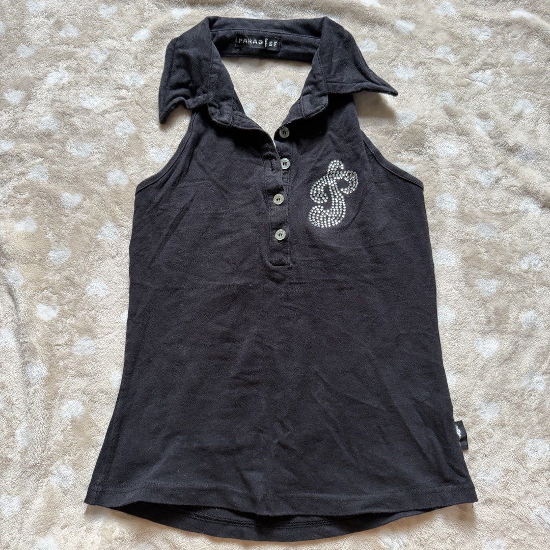Paradise halter top (y2k, early 2000’s) (Category: Others Tops) located in Manila. Submitted by shefindshope (Listing ID 1466628305, Image 1). Description: can fit sa small.