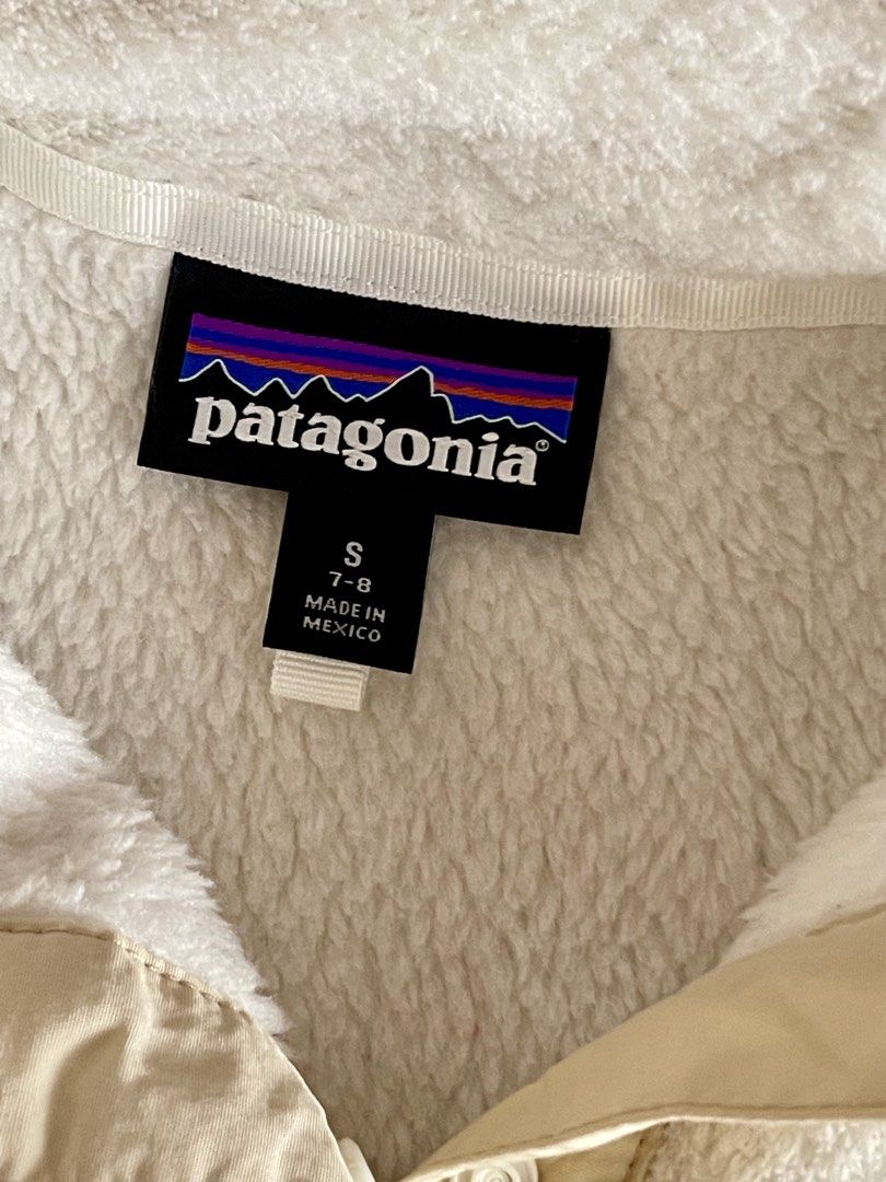Patagonia Kids Synchilla Fleece Pullover (Category: Babies & Kids Fashion) located in San Juan City. Submitted by rike_ramirez (Listing ID 1466576815, Image 3). Description: Original and authentic, purchased in the USA White Patagonia fleece pullover size S (7-8 years) Polartec Thermal Pro fabric, super warm Contrast chest pocket with snap button Quarter-snap mock neck collar Made in Mexico..