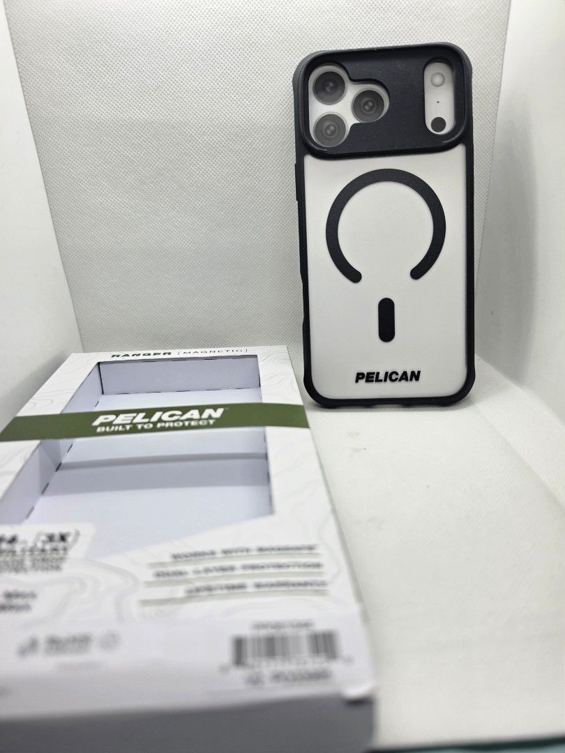 Pelican case for iphone 18 pro max (Category: Cases & Sleeves) located in Las Pinas. Submitted by jhered (Listing ID 1466617944, Image 1). Description: Sale Brandnew Original With magsafe Sale for 3400 Las pinas area.