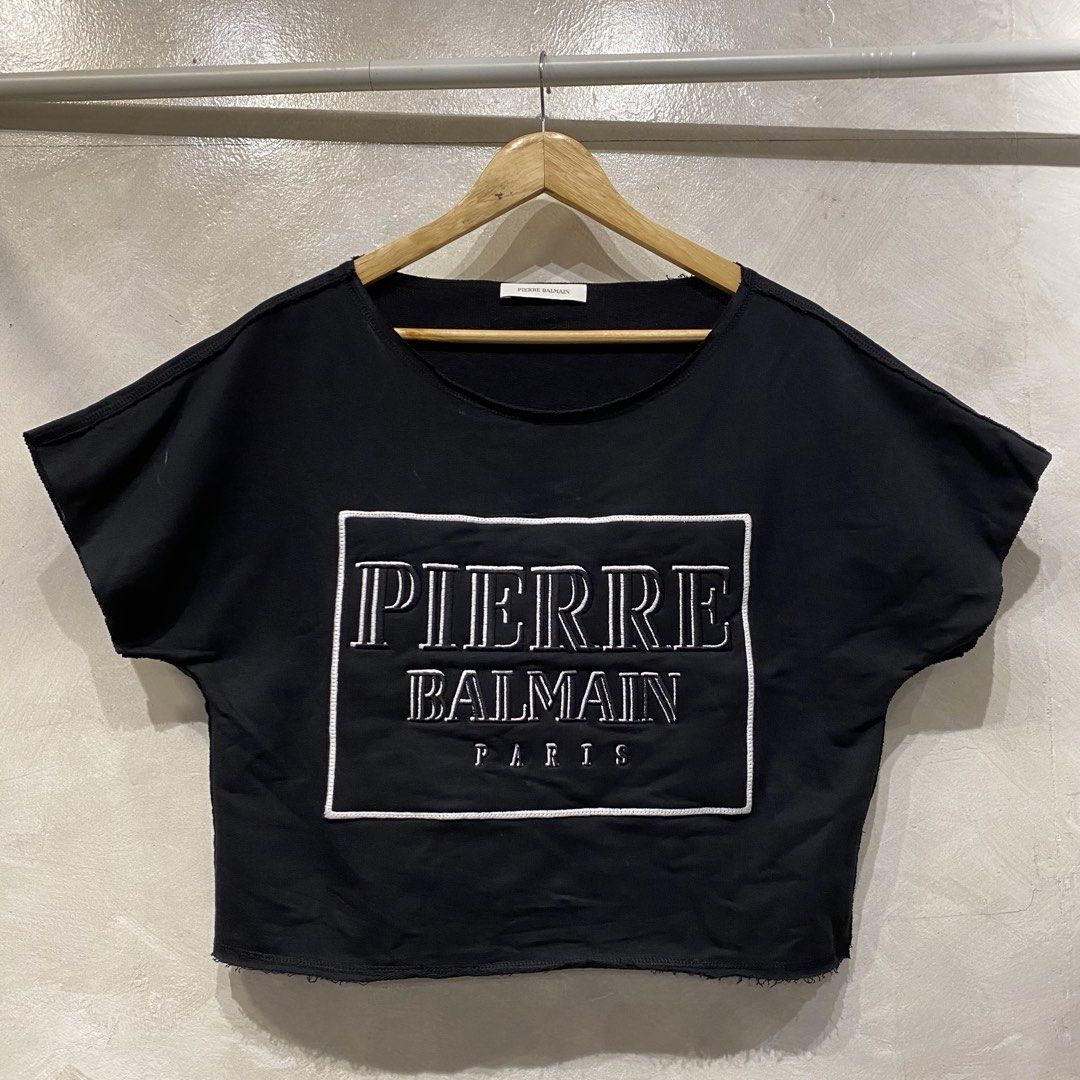 Pierre Balmain Paris Croptop (Category: Luxury Apparel) located in Quezon City. Submitted by rebirthalley (Listing ID 1466661888, Image 1). Description: Width-22 Length-19.5 Excellent Need wash only.
