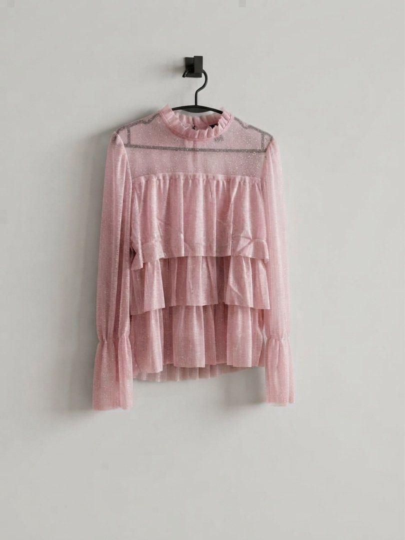 PINK GLITTERY LAYERED KOREAN TOP (Category: Others Tops) located in Taguig. Submitted by jane.klosette (Listing ID 1466573716, Image 2). Description: BRANDNEW Delivery via lalamove, payment first. 📍 Taguig.