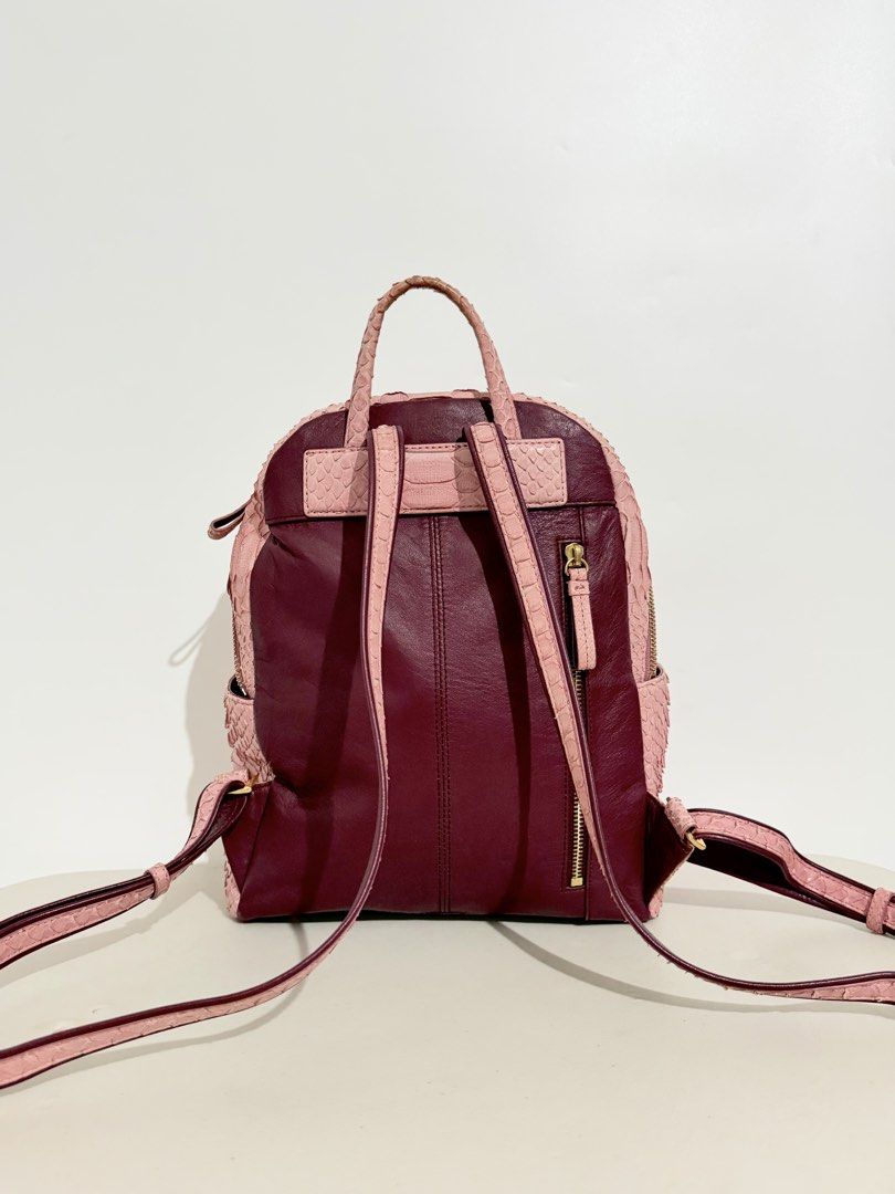 Pink Python Leather Backpack (Category: Luxury Bags & Wallets) located in Caloocan City. Submitted by coachiqueclosetbysuei_2ndacct (Listing ID 1466635875, Image 2). Description: 💫 Pink python leather backpack 💫 𝐒𝐨𝐮𝐫𝐜𝐞: Japan🇯🇵 💫 𝐈𝐬𝐬𝐮𝐞: None 💫 𝐂𝐨𝐧𝐝𝐢𝐭𝐢𝐨𝐧: 10/10 Excellent Condition 💫 𝐎𝐭𝐡𝐞𝐫𝐬: Good for everyday Bag 💫 The color may vary due to lighting 💫 What you see is what you get ——————𝓜𝓾𝓼𝓽 𝓡𝓮𝓪𝓭!——————— 📍