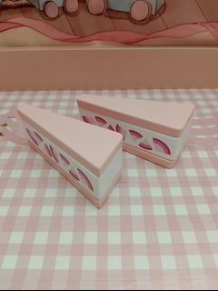 (Category: ) located in . Submitted by comehappyshoppingshopp (Listing ID 1466688410, Image 1). Description: .