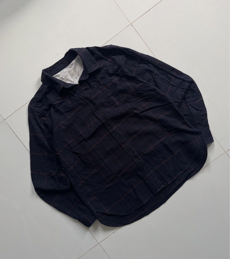 Plain Flannel (Category: Tshirts & Polo Shirts ) located in Bacolod City. Submitted by danielle5_ (Listing ID 1466578086, Image 2). Description: Small-Medium, 20x24 Flaws: none Mine: 200.