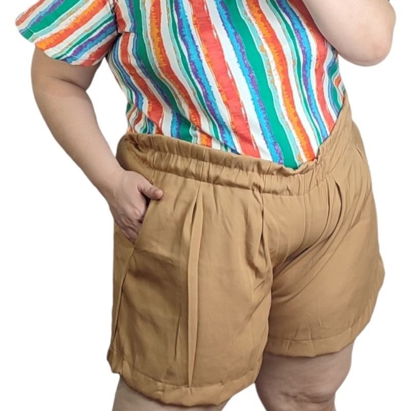 Plus Size Piper High-Waisted Peach Twill Shorts (Category: Shorts) located in Cabuyao City. Submitted by gaile29 (Listing ID 1466620982, Image 2). Description: - Plus-size Piper shorts in a stylish khaki brown peach twill fabric - Garterized paperbag waist stretches comfortably from 32 to 50 inches - Generous 54-inch hip measurement with a 16-inch total length - Equipped with convenient, deep side pockets on both sides - Made of durable, non-stre
